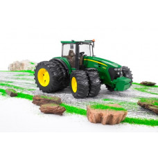 Bruder Трактор John Deere 7930 с двойными колёсами